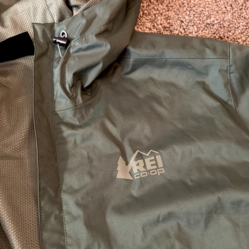 REI Groundbreaker Rain Jacket 2.0 - Picture 3 of 4